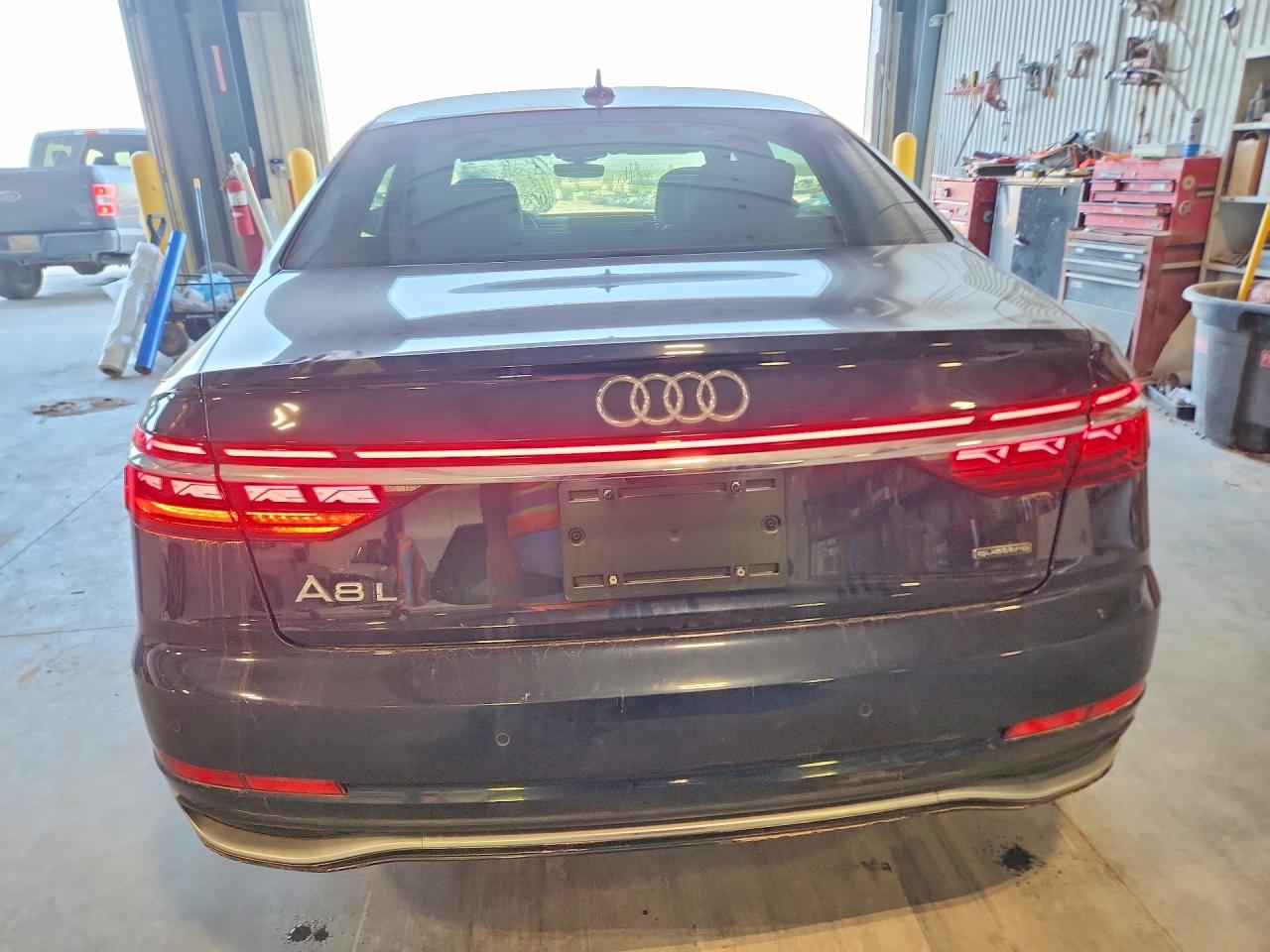 2023 AUDI A8 quattro