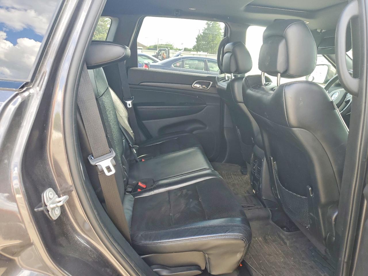 2017 JEEP GRAND CHEROKEE LAREDO 4X4
