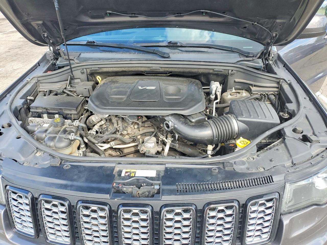 2017 JEEP GRAND CHEROKEE LAREDO 4X4