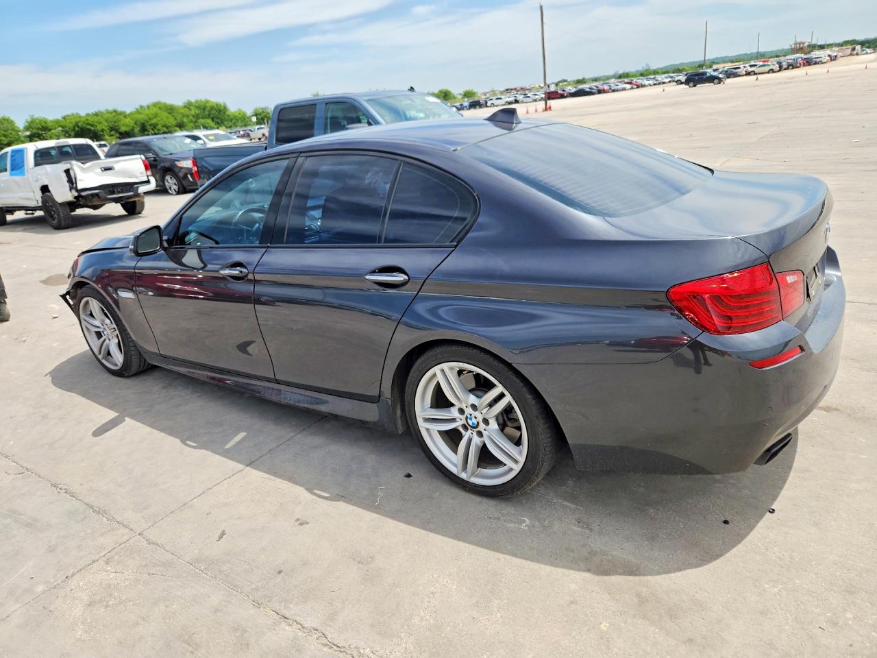 2015 BMW 550