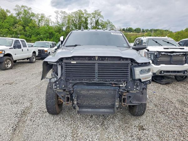 2019 RAM 3500 Laramie
