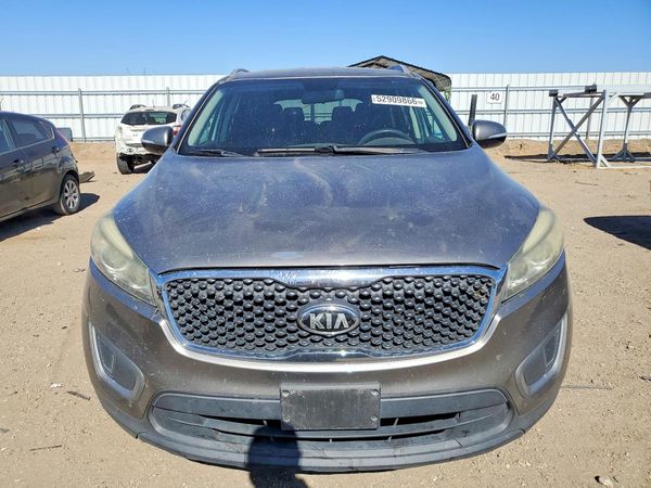 2016 KIA SORENTO L / LX