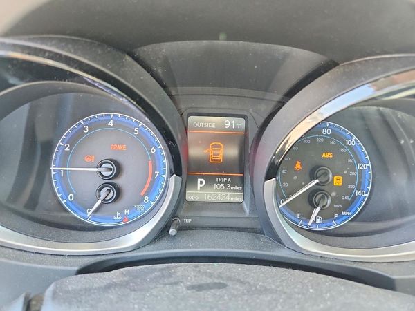 2016 TOYOTA COROLLA