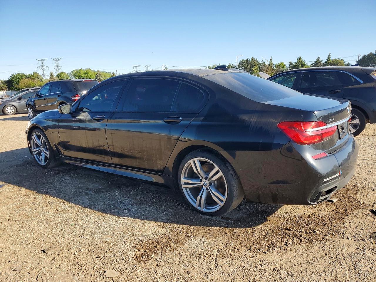 2016 BMW 750 xDrive