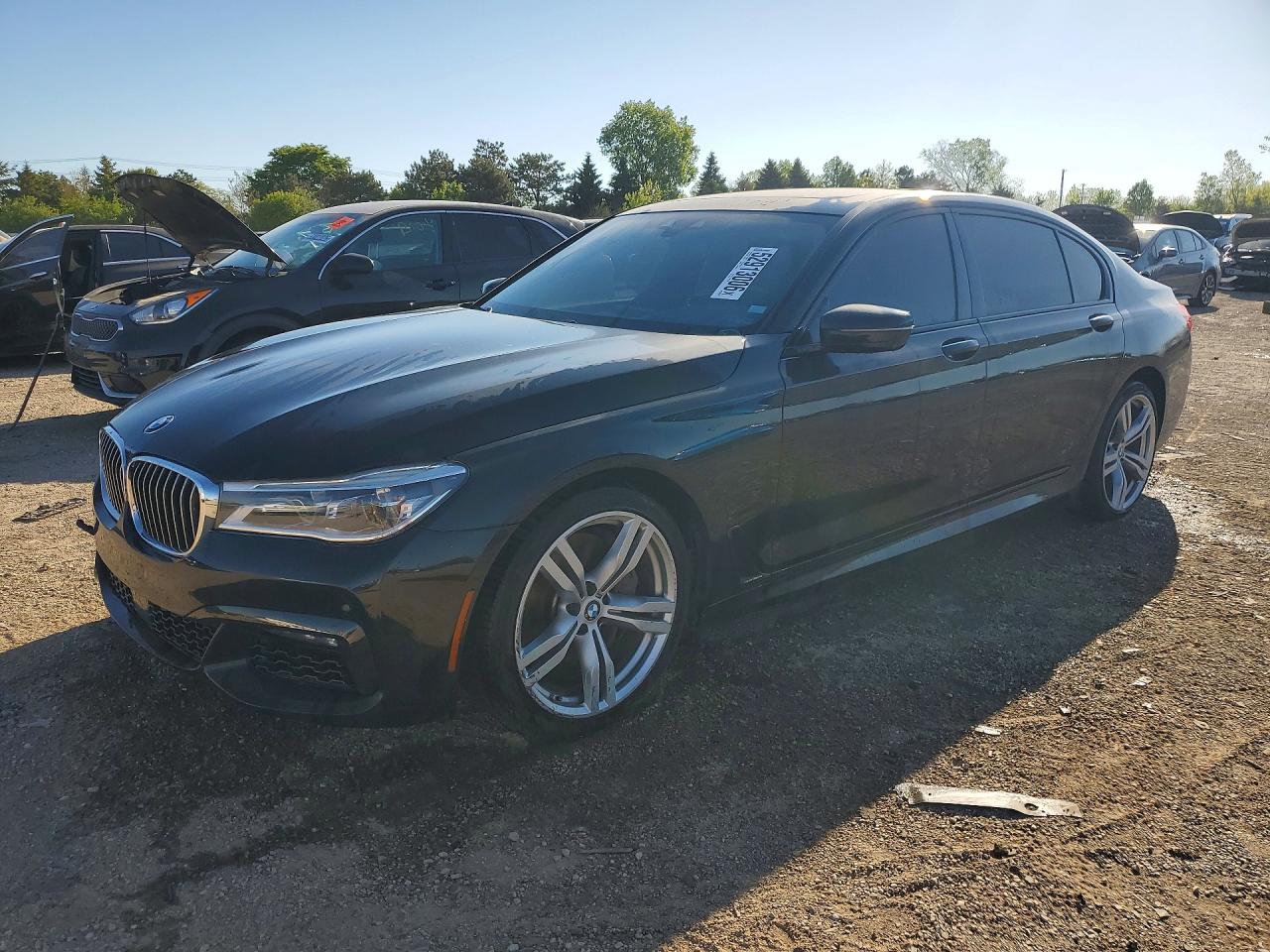 2016 BMW 750 xDrive
