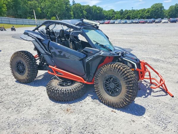 2025 CAN-AM MAVERICK X3