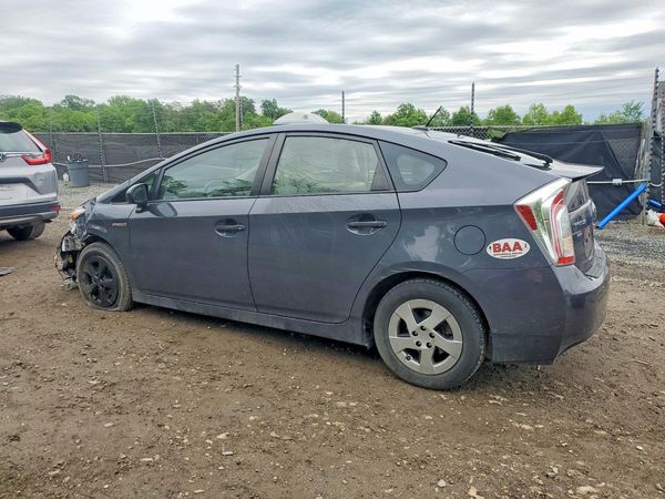 2013 TOYOTA PRIUS