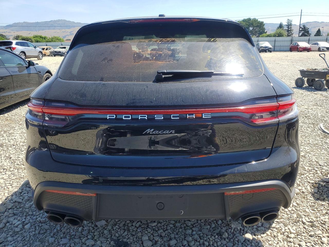 2025 PORSCHE MACAN Macan, Macan T
