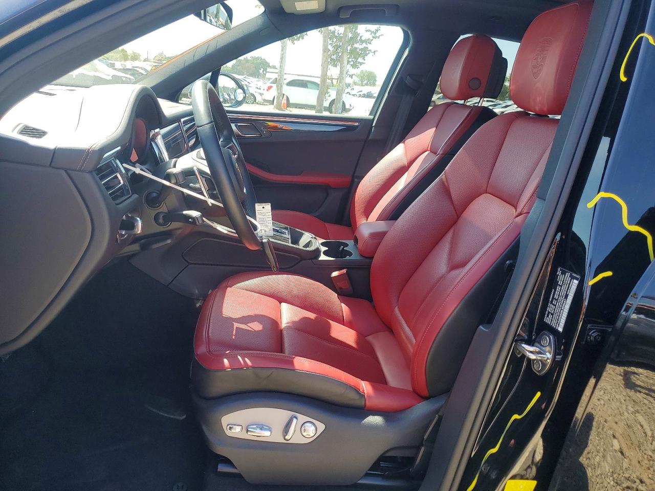 2025 PORSCHE MACAN Macan, Macan T
