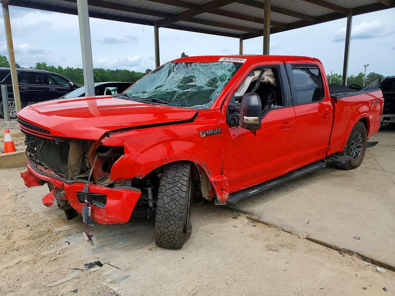 2019 FORD F150 — Front 3/4