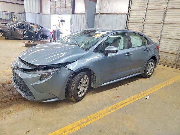 2020 TOYOTA COROLLA LE — Front 3/4