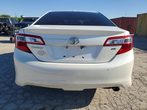 2012 TOYOTA CAMRY