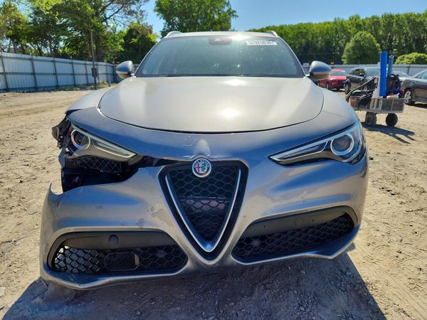 2018 ALFA ROMEO STELVIO TI AWD