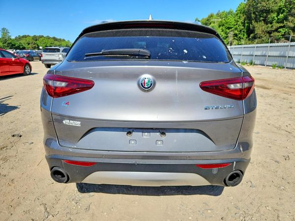 2018 ALFA ROMEO STELVIO TI AWD