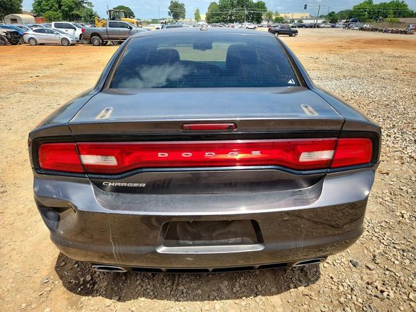 2013 DODGE CHARGER SXT