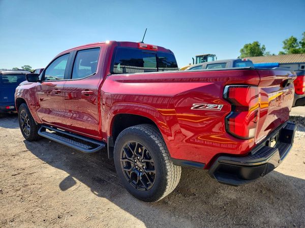 2024 CHEVROLET COLORADO