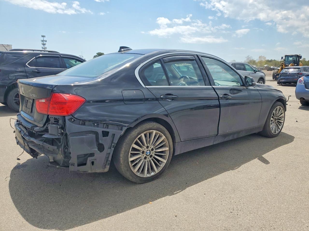 2015 BMW 328 xDrive SA