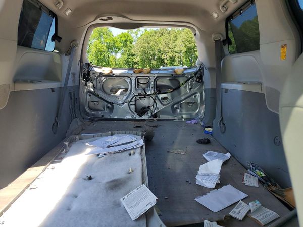 2014 TOYOTA SIENNA
