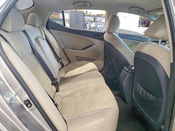 2015 KIA OPTIMA GL - Middle-low