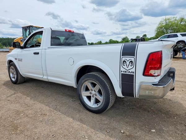 2016 RAM 1500 ST