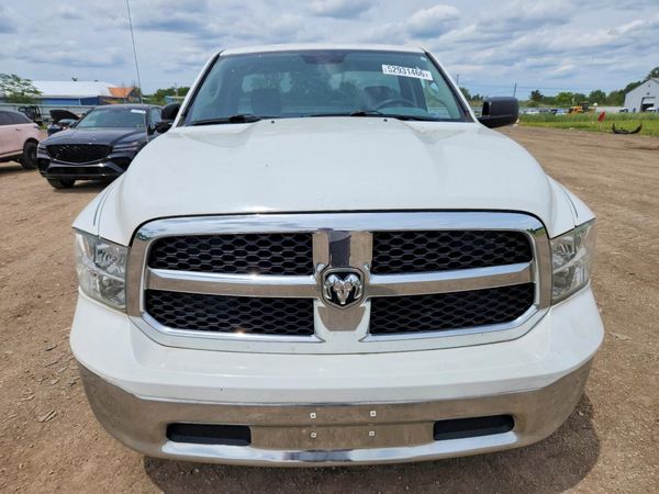 2016 RAM 1500 ST