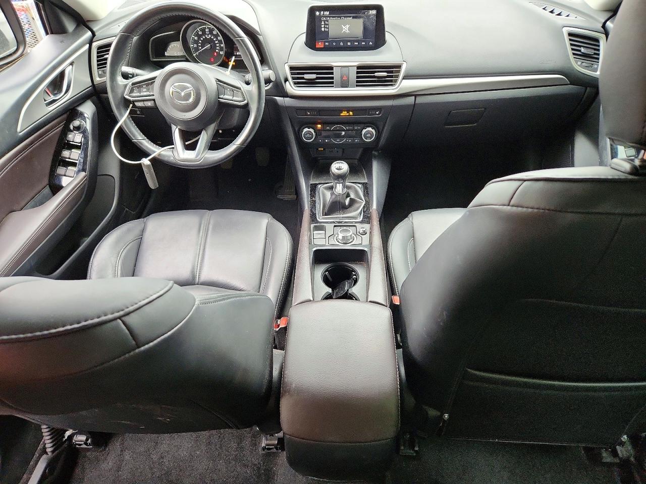 2018 MAZDA 3 Touring