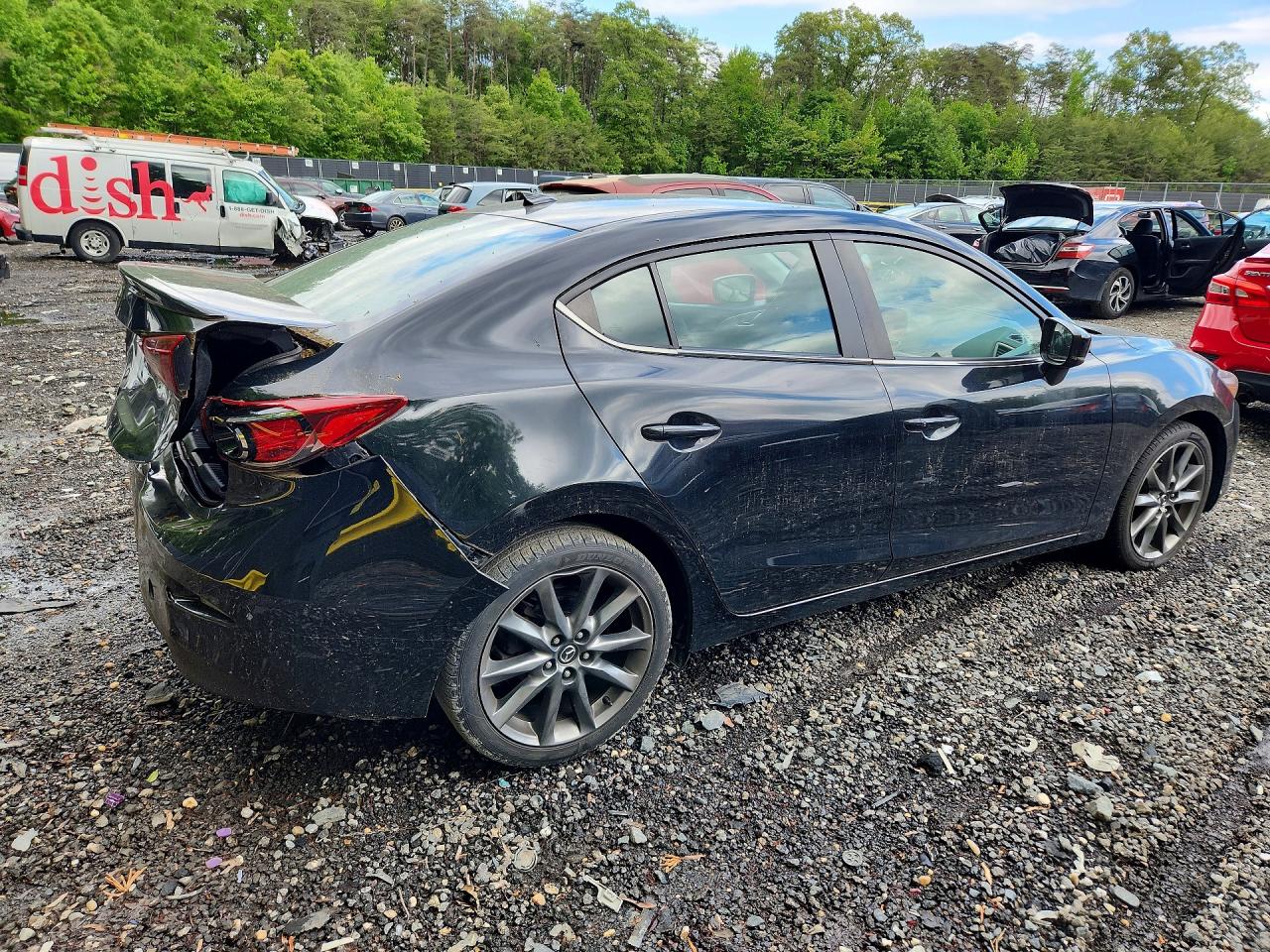 2018 MAZDA 3 Touring