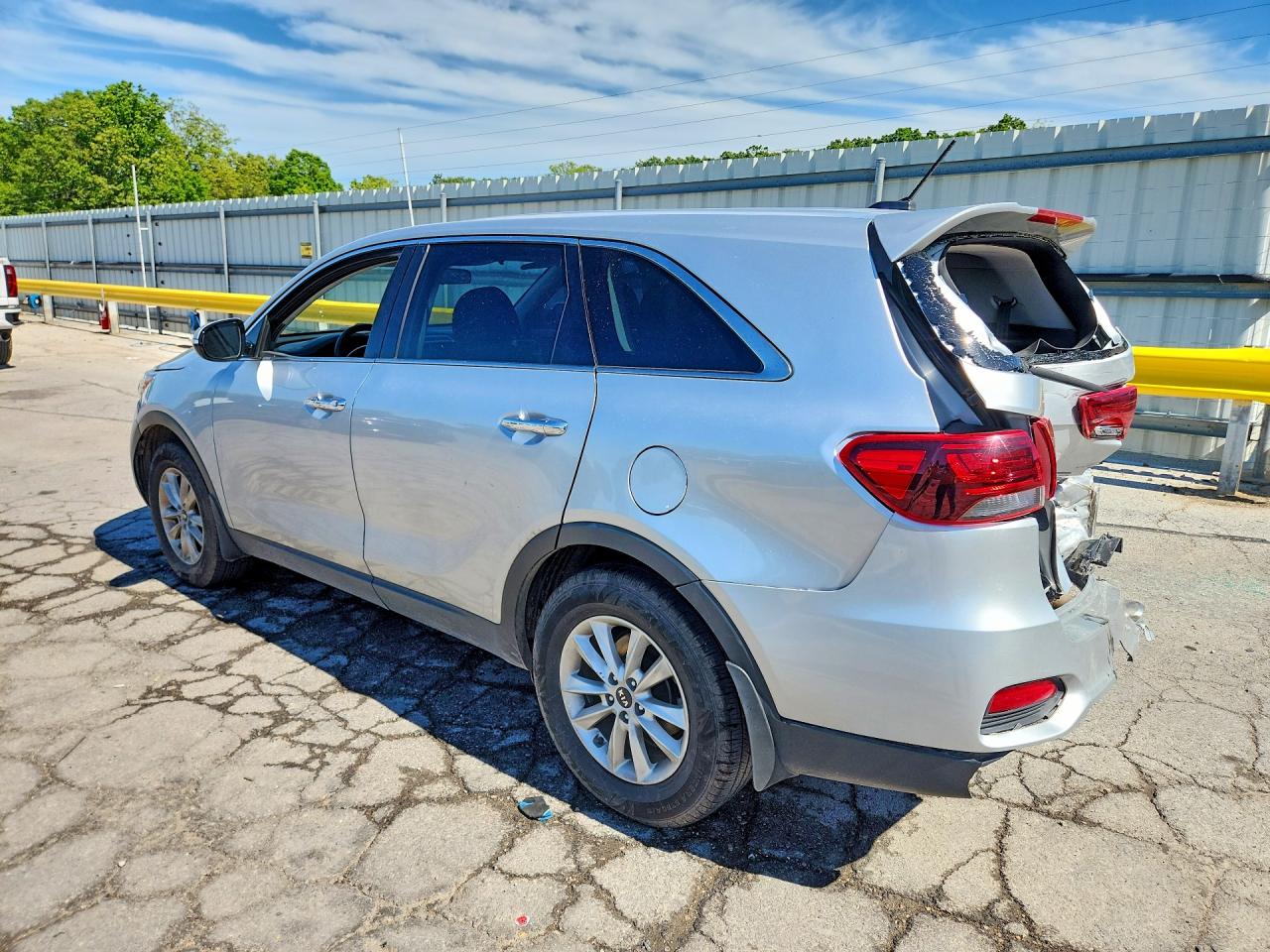 2019 KIA SORENTO L, LX, S