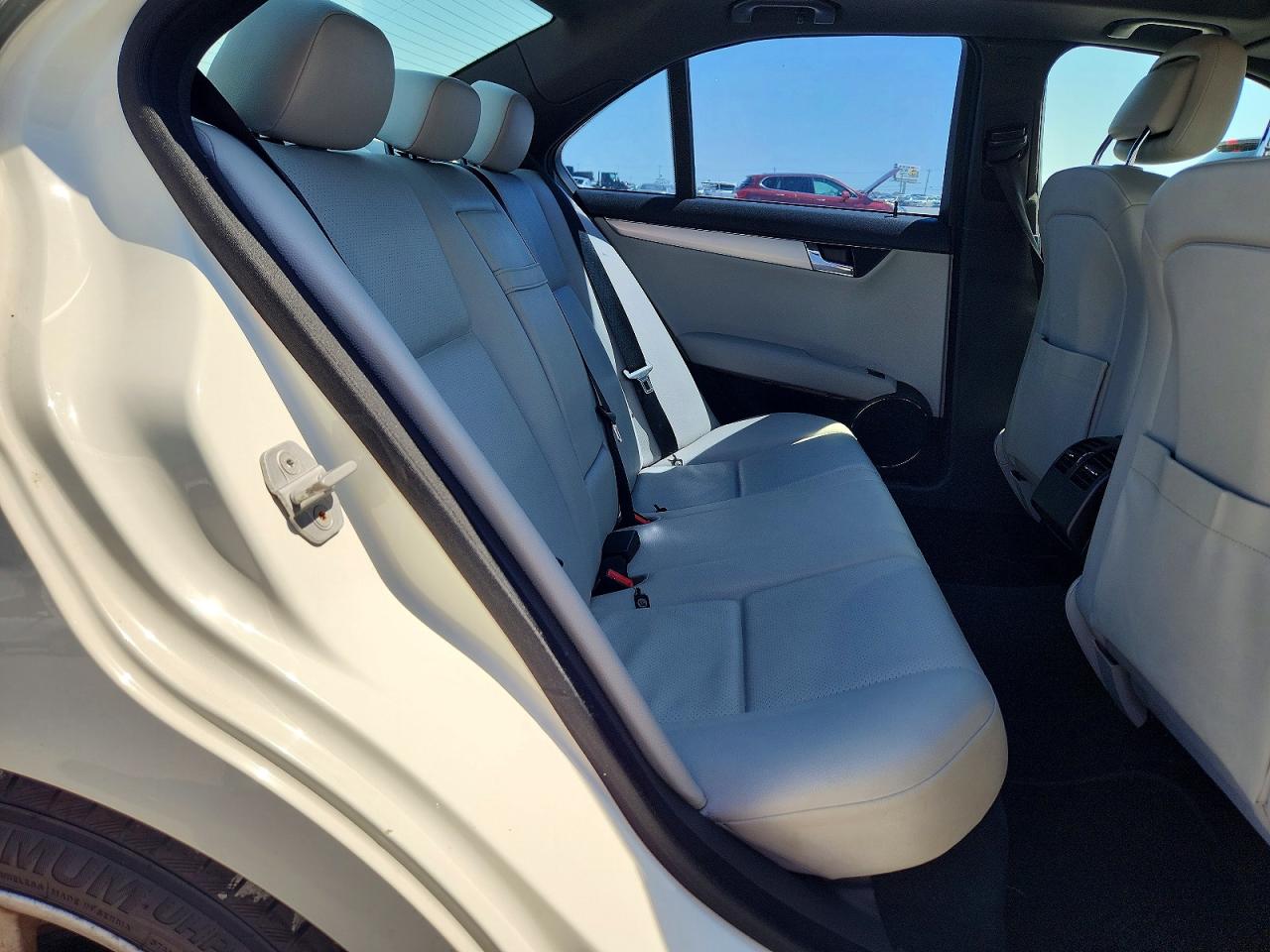 2010 MERCEDES-BENZ C C300