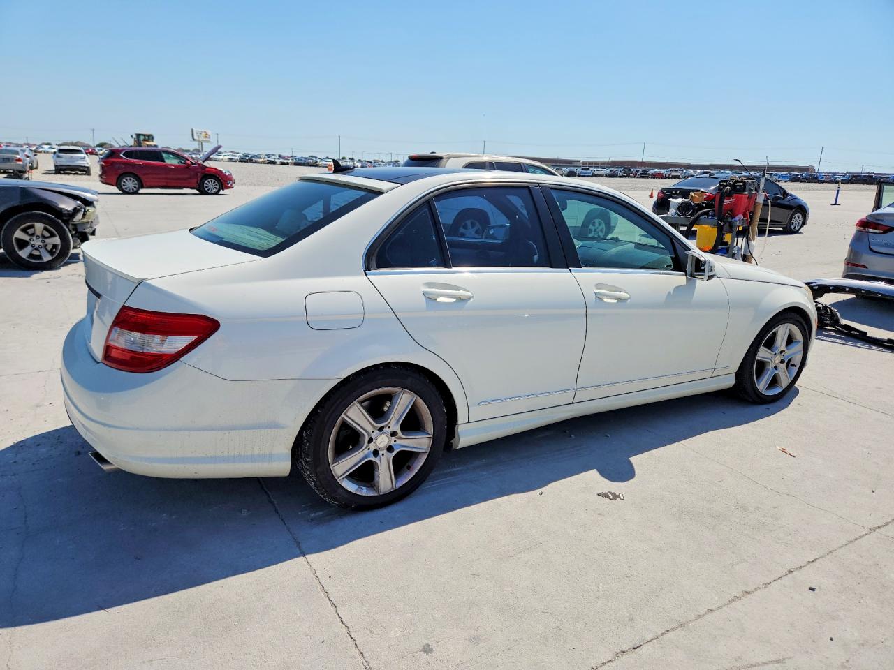 2010 MERCEDES-BENZ C C300