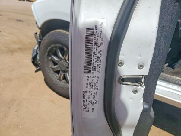 2014 RAM 1500 ST