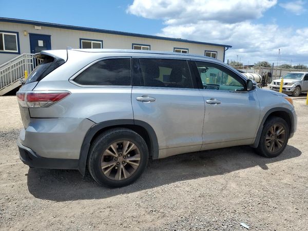 2015 TOYOTA HIGHLANDER