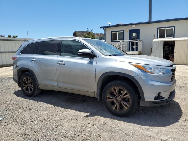 2015 TOYOTA HIGHLANDER