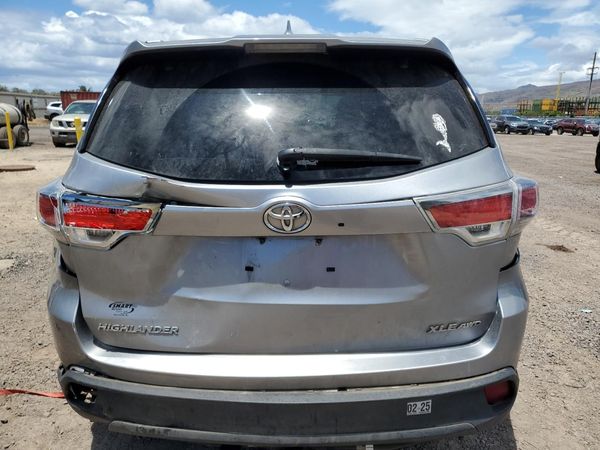 2015 TOYOTA HIGHLANDER