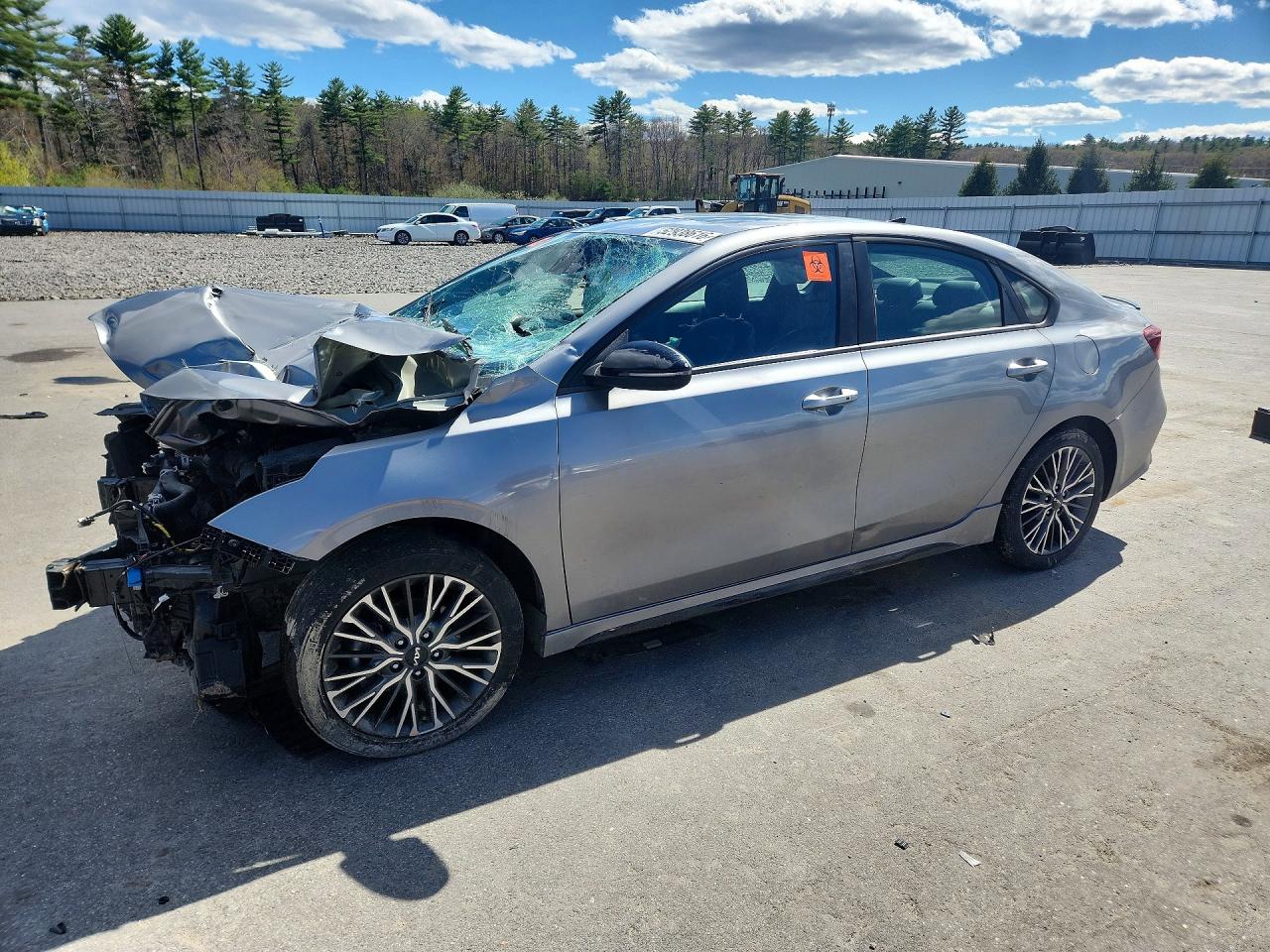 2024 KIA FORTE GT Line