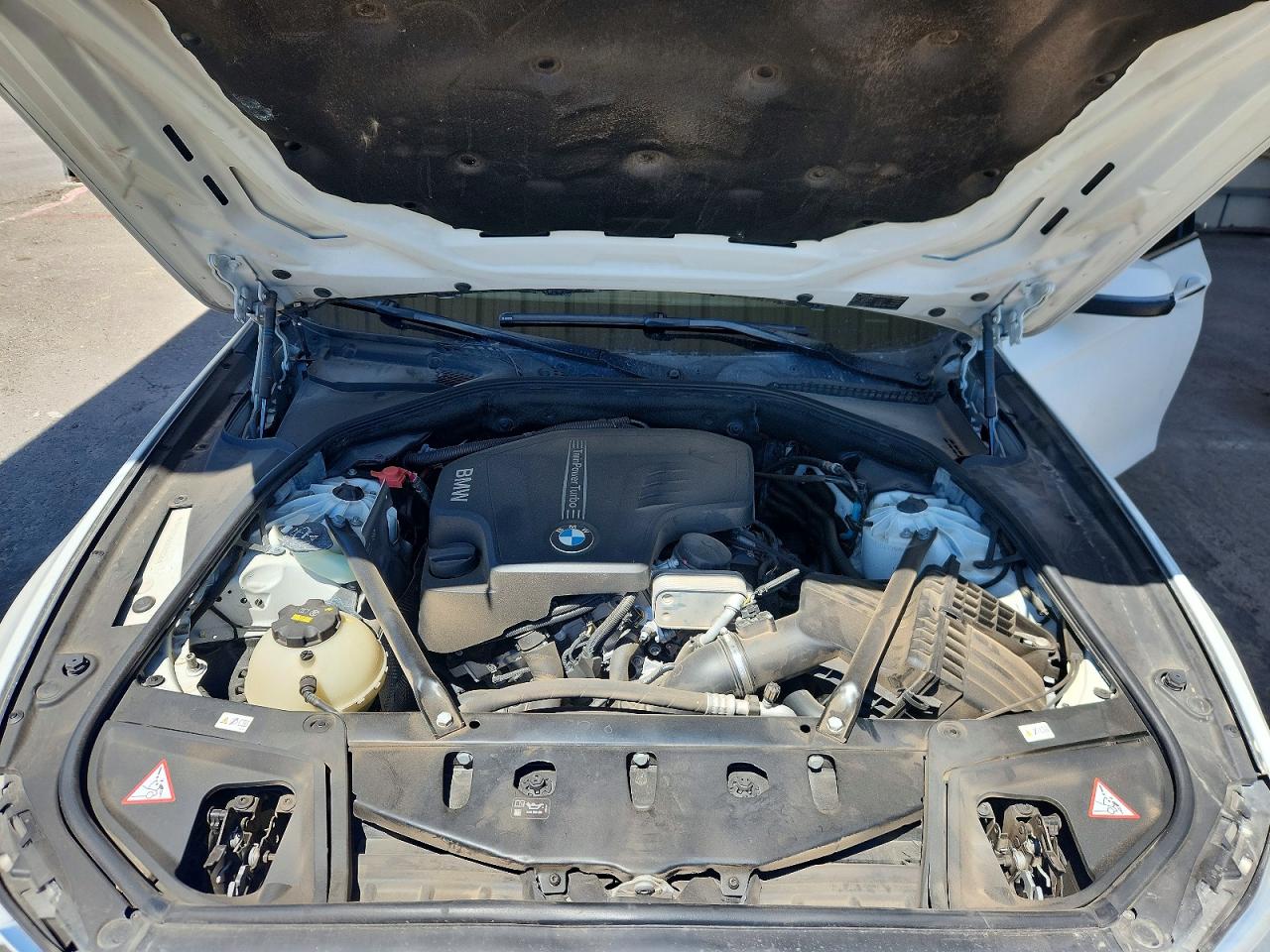 2016 BMW 528