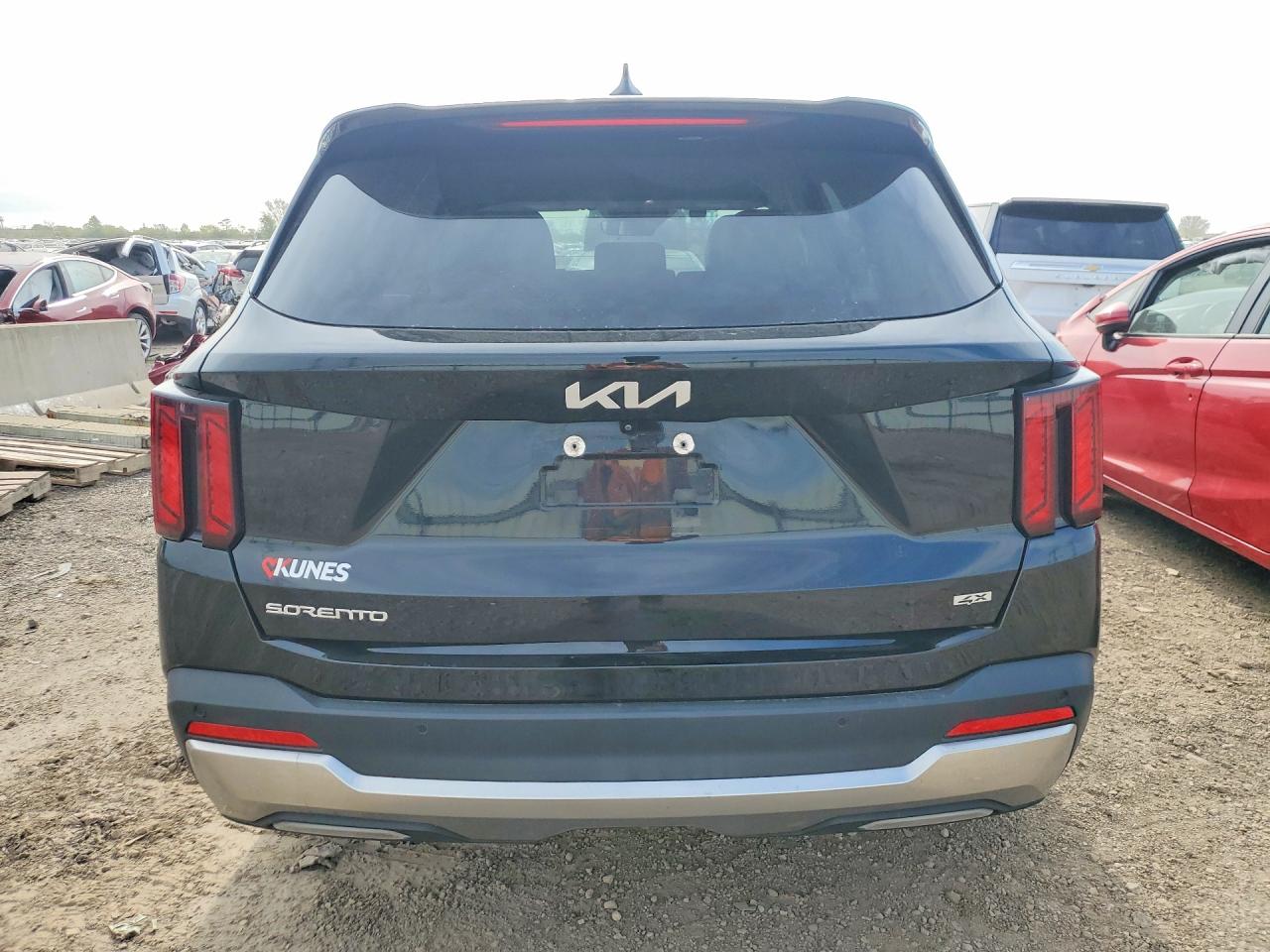 2024 KIA SORENTO S