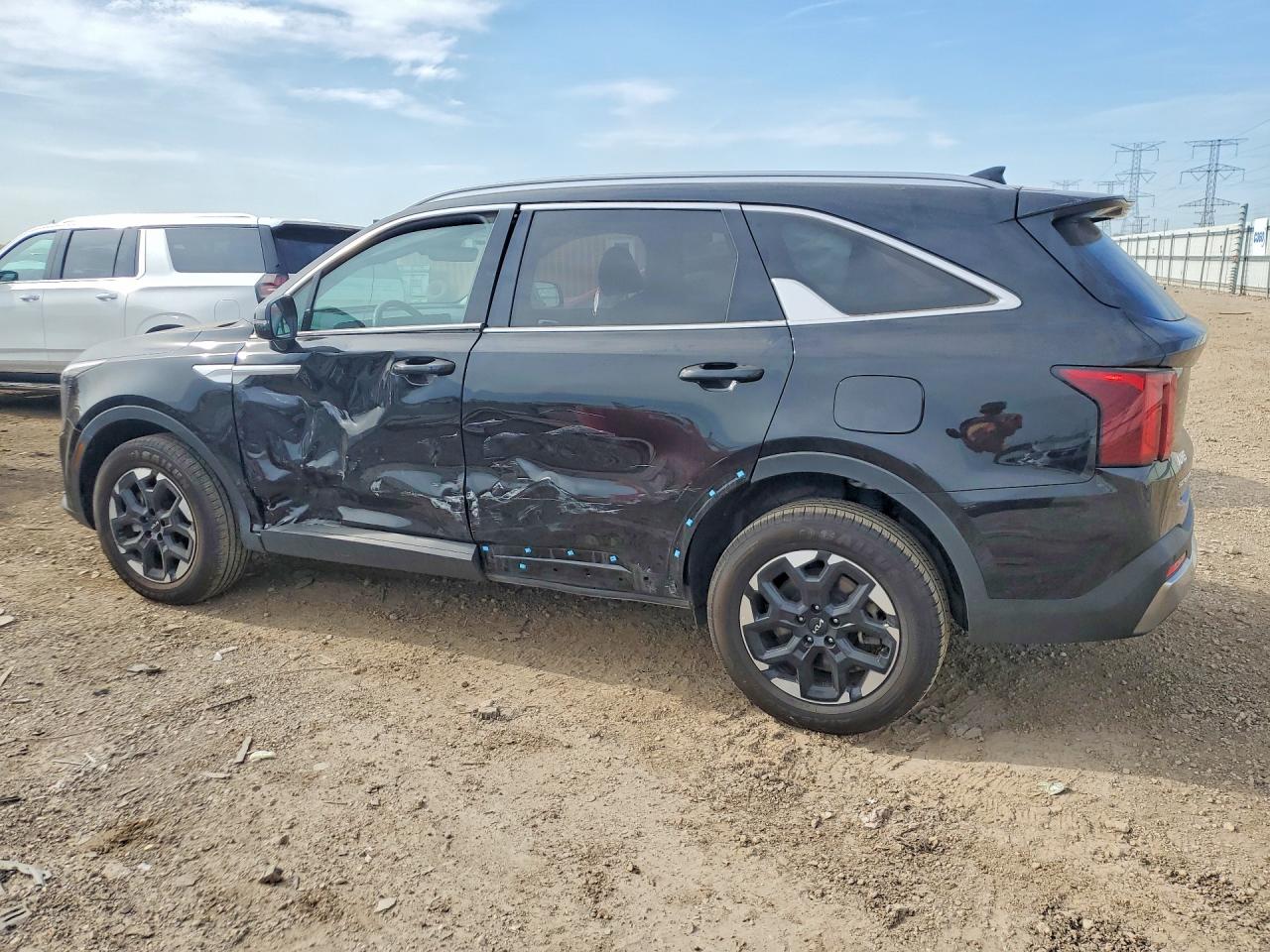2024 KIA SORENTO S