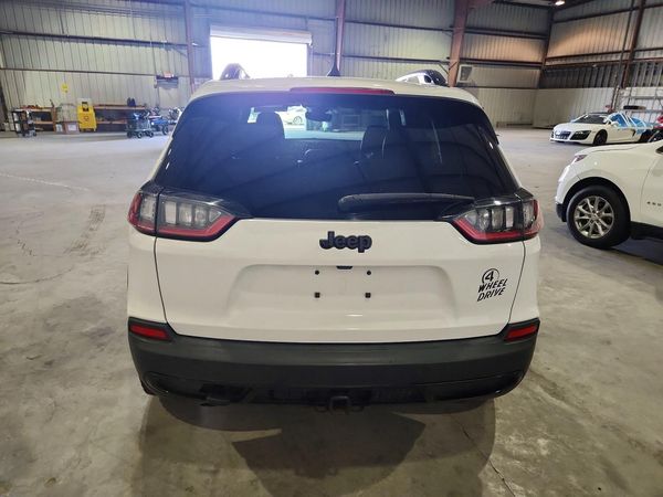 2022 JEEP CHEROKEE LATITUDE 4X4