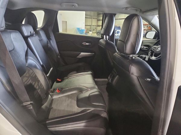 2022 JEEP CHEROKEE LATITUDE 4X4