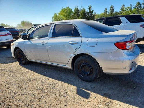 2013 TOYOTA COROLLA