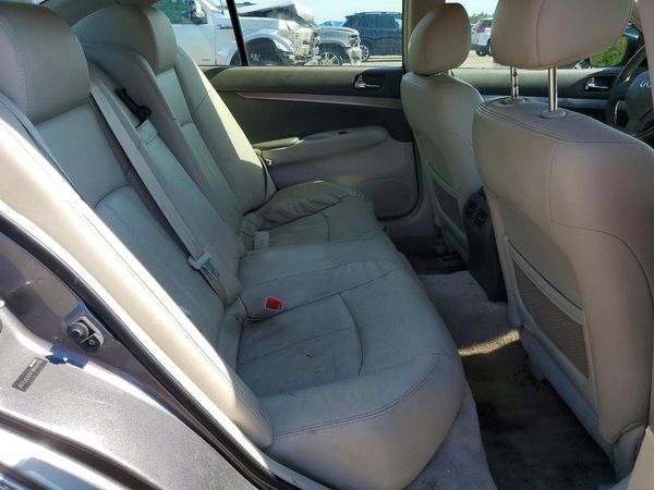 2015 INFINITI Q40
