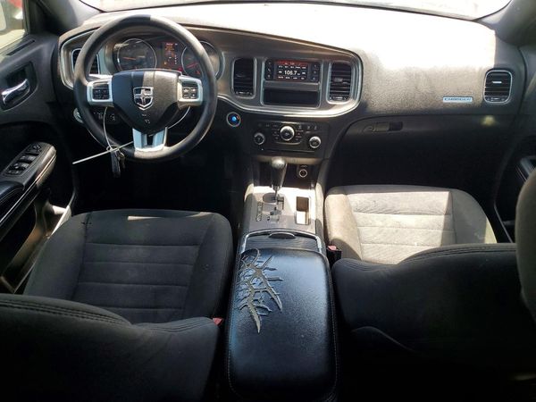 2012 DODGE CHARGER SE