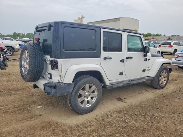 2016 JEEP WRANGLER UNLIMITED SAHARA 4X4