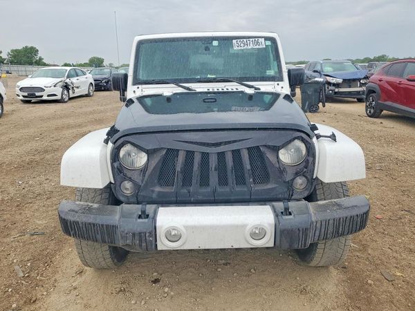 2016 JEEP WRANGLER UNLIMITED SAHARA 4X4