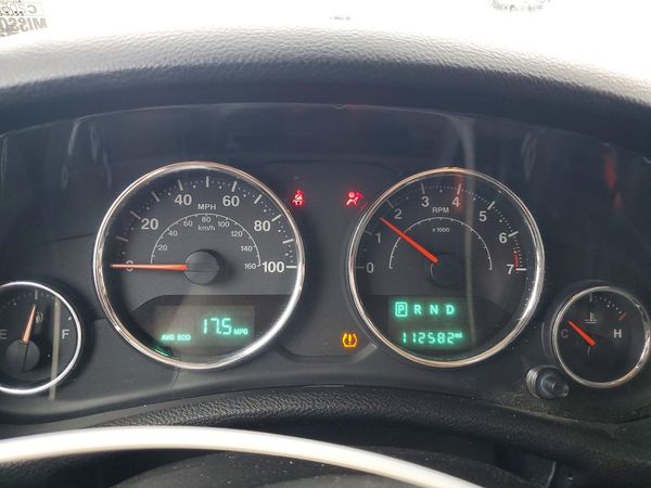 2016 JEEP WRANGLER UNLIMITED SAHARA 4X4