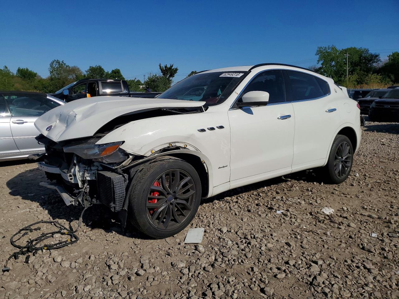 2018 MASERATI LEVANTE Sport