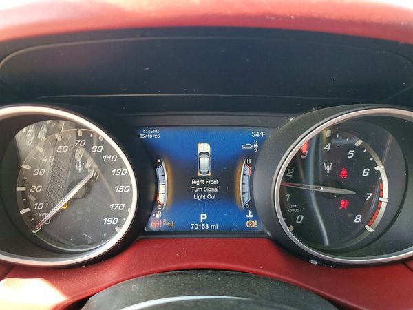 2018 MASERATI LEVANTE Sport
