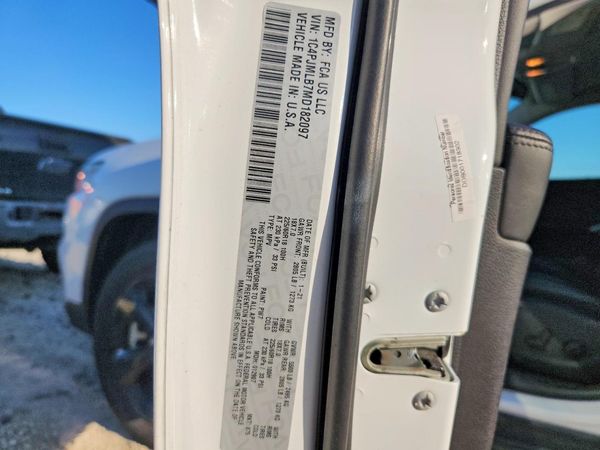 2021 JEEP CHEROKEE LATITUDE PLUS 4X4