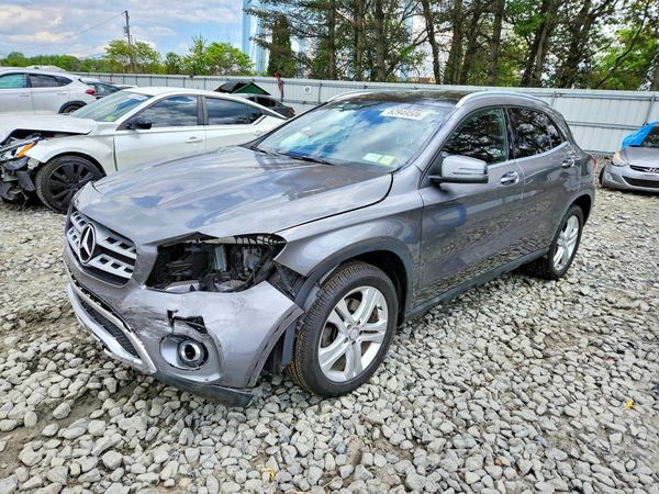2018 MERCEDES-BENZ GLA